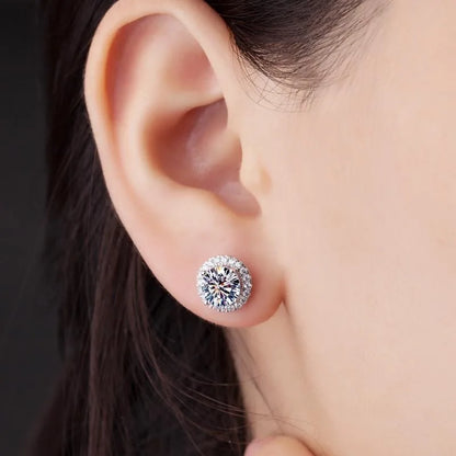 The Eternal Gleam | Moissanite Stud Earrings