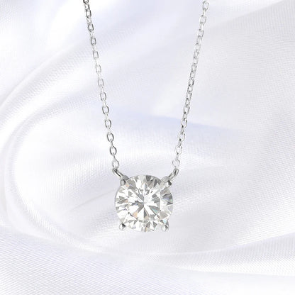 The Seraphine | Moissanite Pendant Necklace